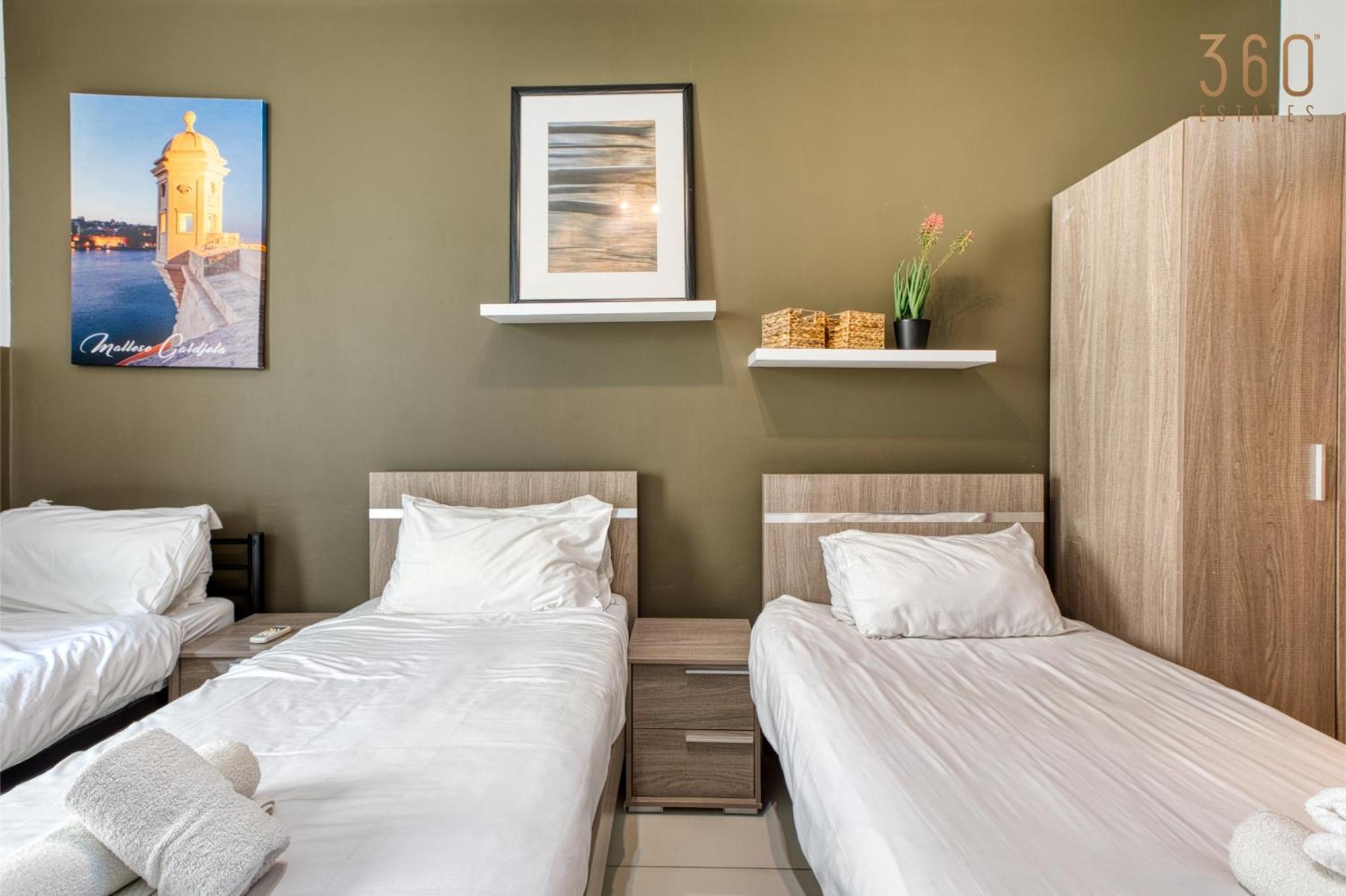 Apartment A Lovely 3 Bedroom, 3 Baths In The Centre Of By 360 Estates *