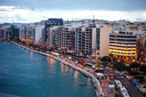 Apartment A Lovely 3 Bedroom, 3 Baths In The Centre Of By 360 Estates