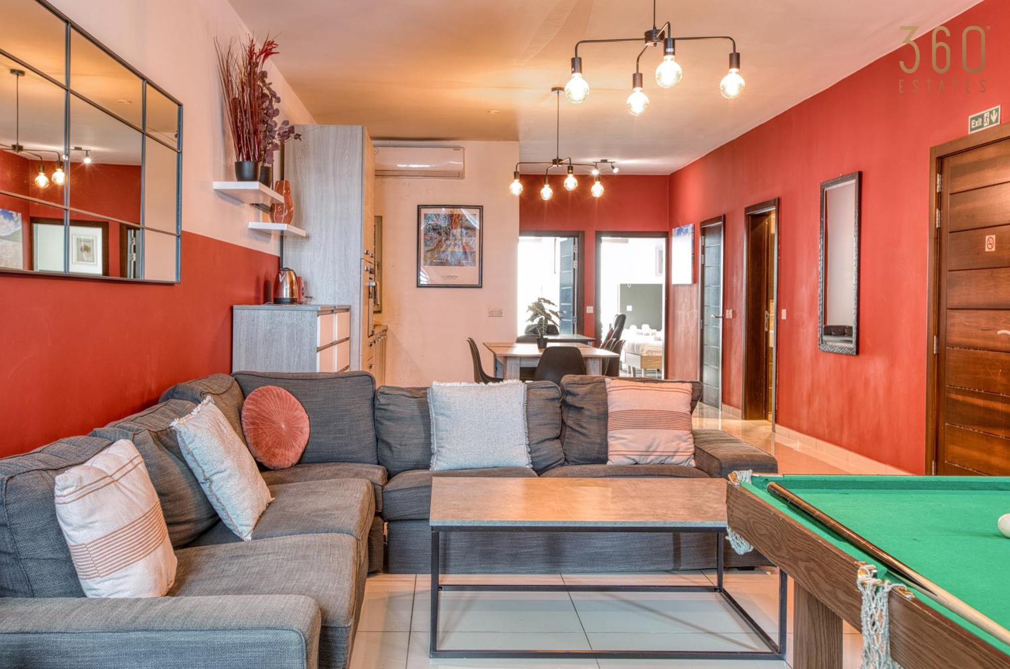 A Lovely 3 Bedroom, 3 Baths In The Centre Of By 360 Estates Gzira